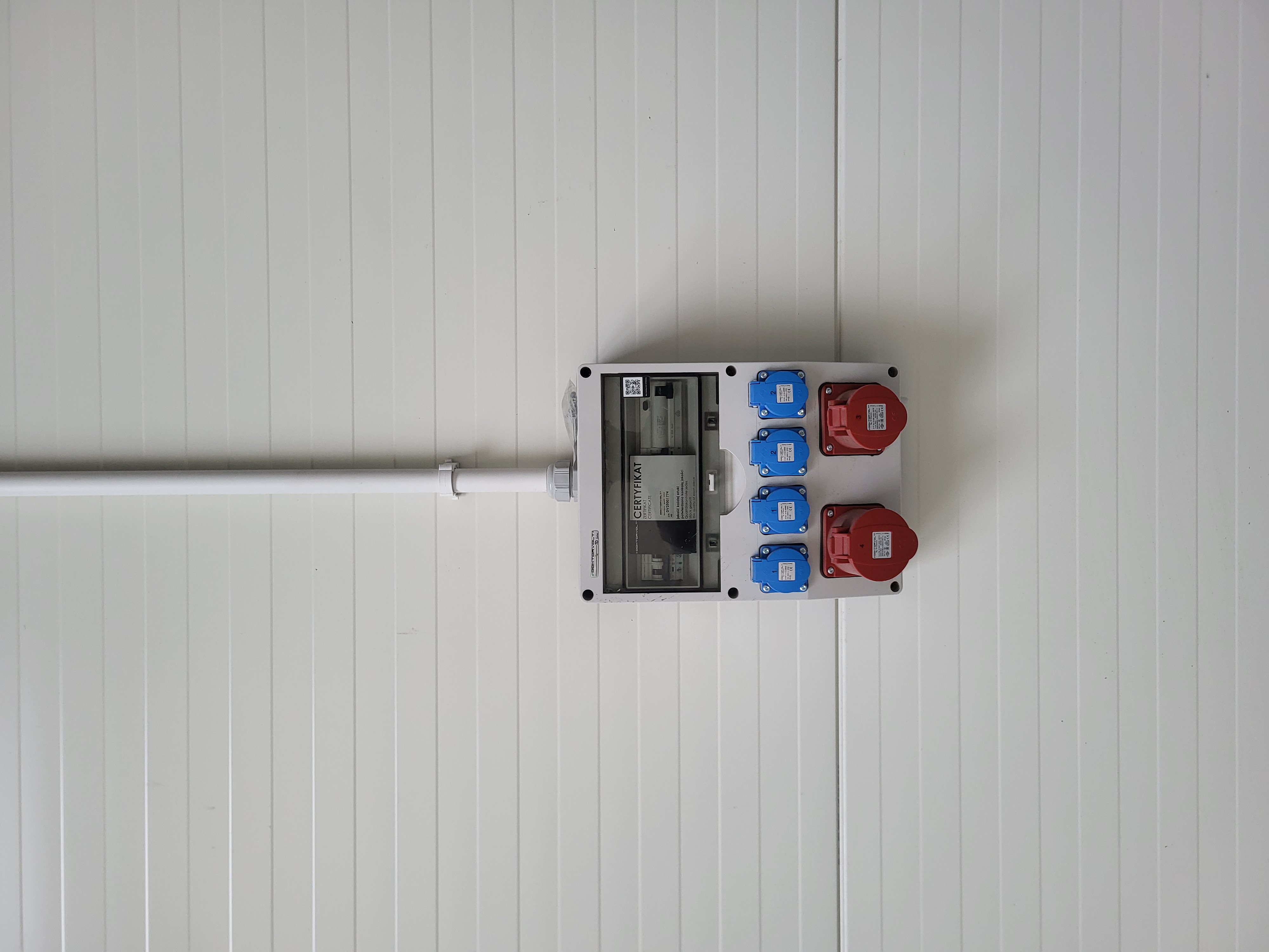 Realizacja 4 - instalacja elektryczna